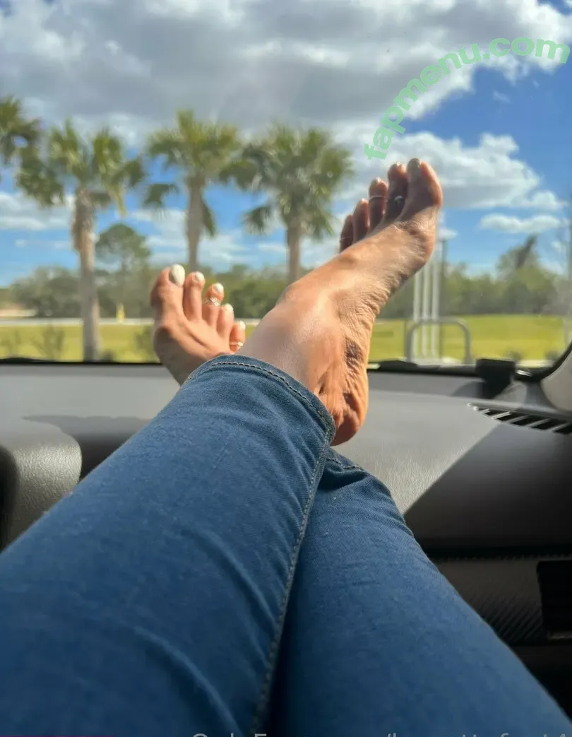 laprettyfeet4 nude photo #0046 (laprettyfeet5)