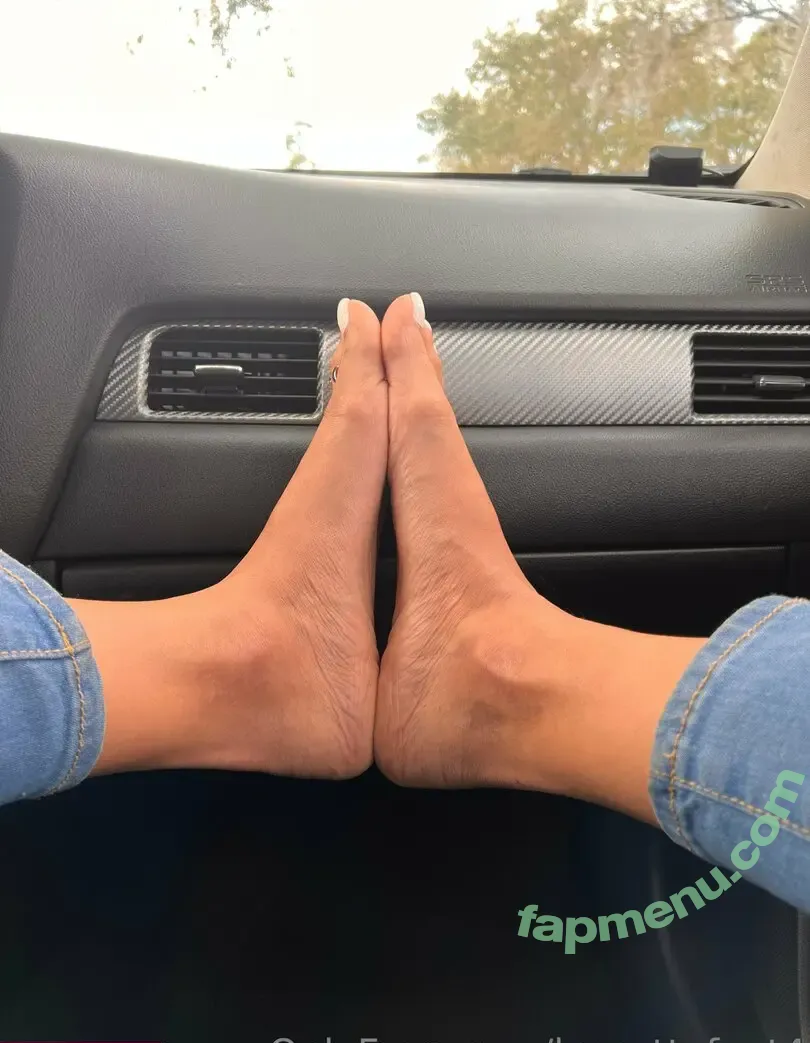 laprettyfeet4 nude photo #0049 (laprettyfeet5)