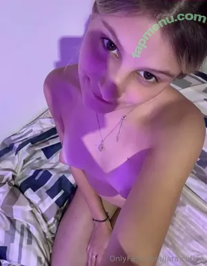 lara.cutiee / laracutiee nude photo #0040