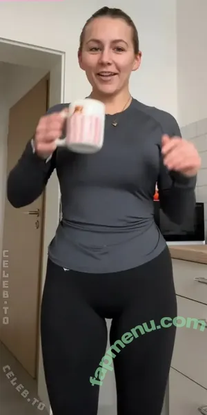 Lara Esser / esser.lari / laraaaaaa296 nude photo #0079