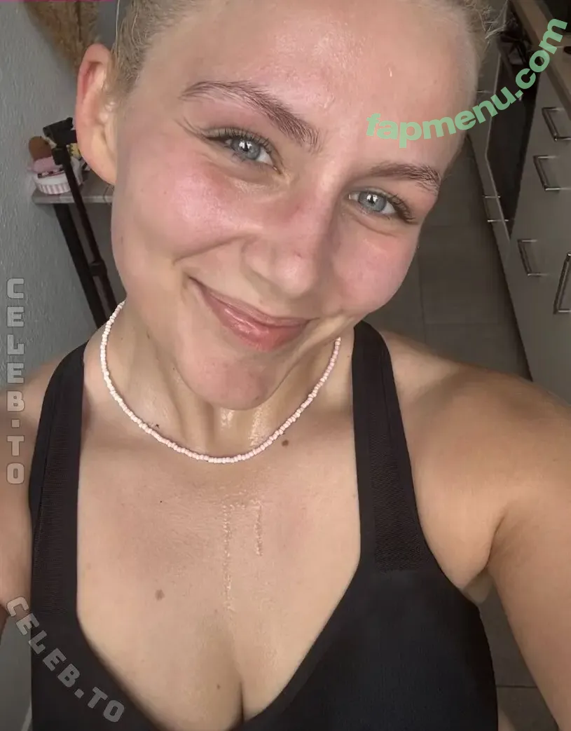 Lara Esser nude photo #0106 (esser.lari / laraaaaaa296)