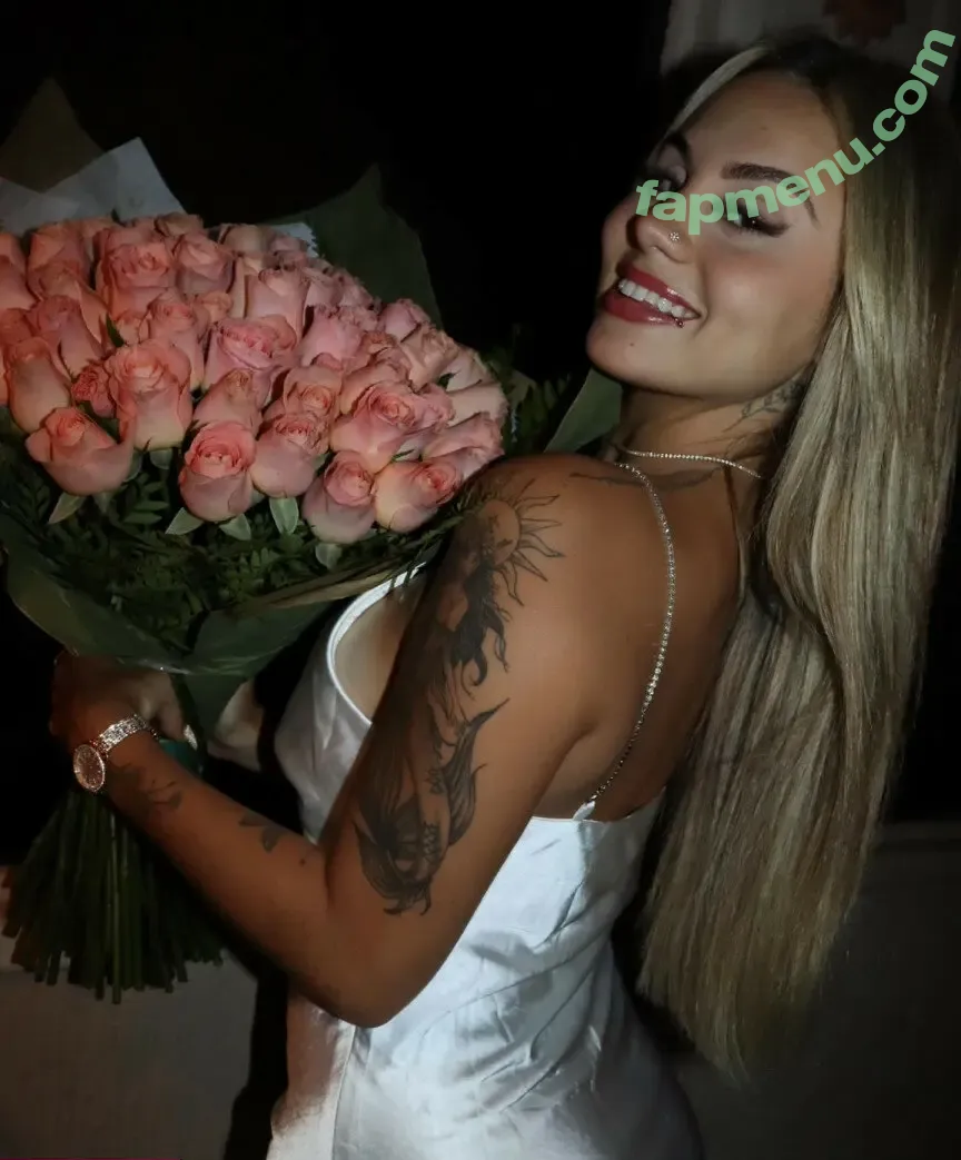 Lara Jucá nude photo #0014 (Lara Jucá)