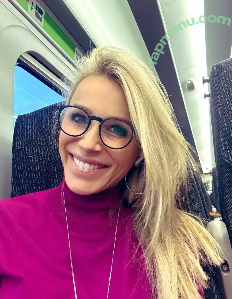 Lara Lewington nude photo #0074 (laralewlew)