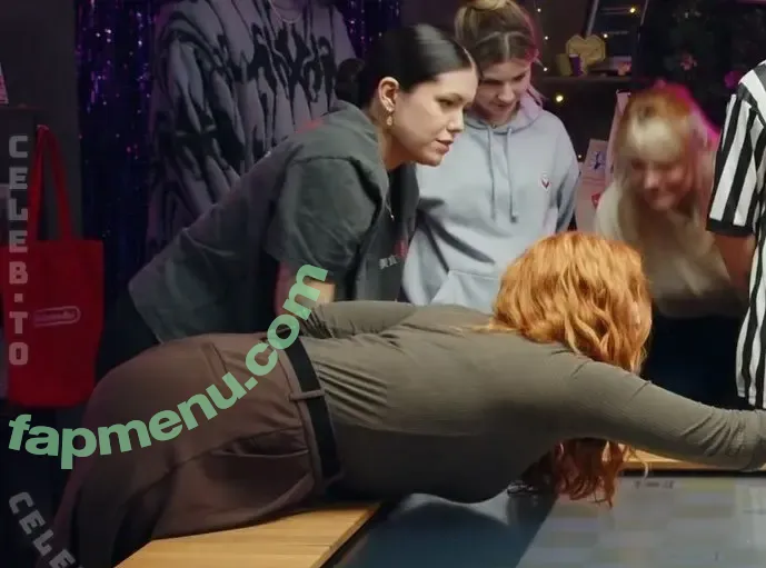 Lara Loft nude photo #0999 (Ichitann / Lara_Loft / laraloft)