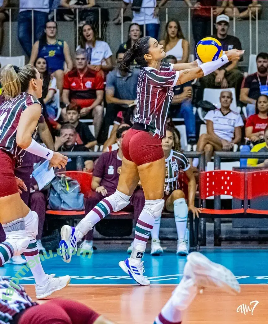 Lara Nobre nude photo #0158 (larinha_nobre)