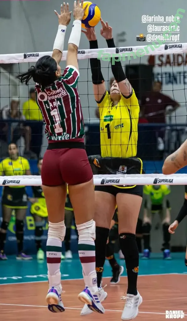 Lara Nobre nude photo #0177 (larinha_nobre)