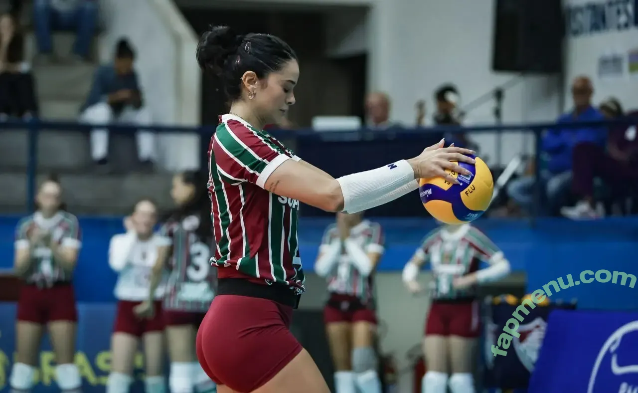 Lara Nobre nude photo #0178 (larinha_nobre)