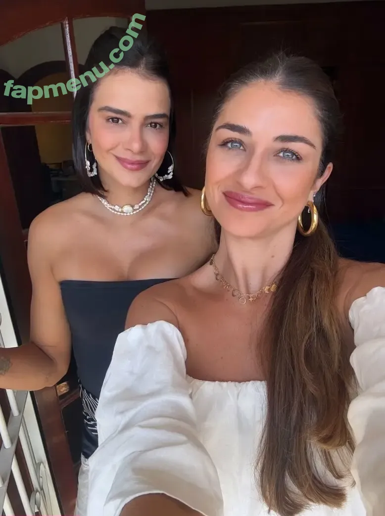 Lara Nobre nude photo #0211 (larinha_nobre)