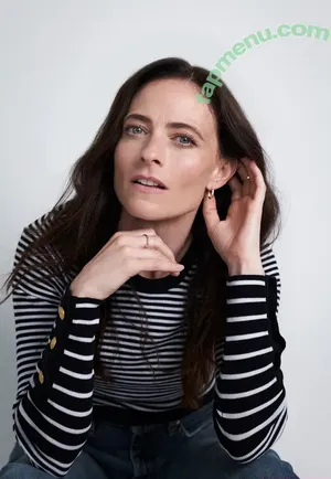 Lara Pulver / larapulver nude photo #0025
