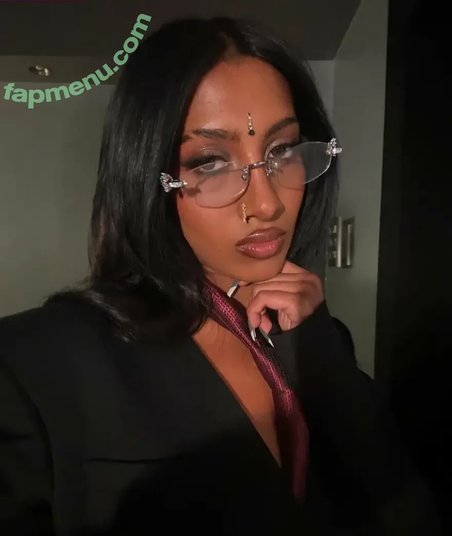 Lara Raj nude photo #0047 (lararajj / memberKATSEYE)