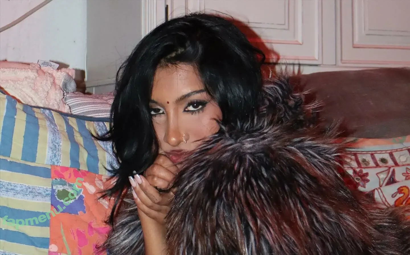 Lara Raj nude photo #0158 (lararajj / memberKATSEYE)