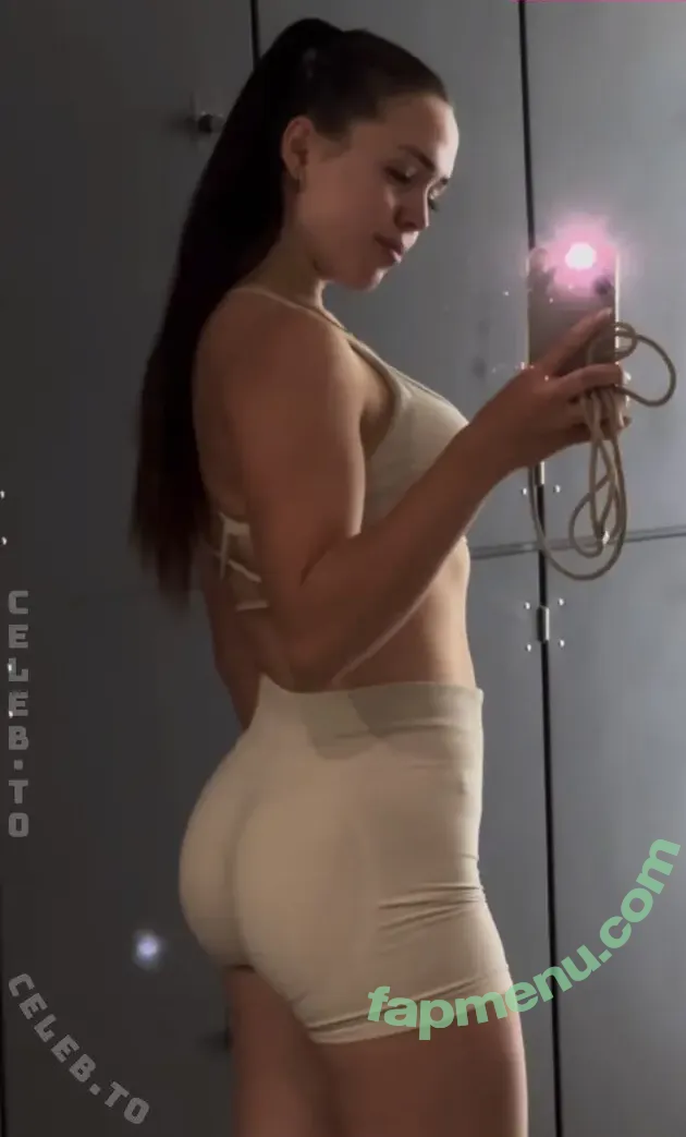 Lara.stxx nude photo #0392 (Lara.stxx)