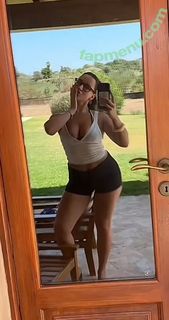 Lara_tepper nude photo #0129 (Lara_tepper)