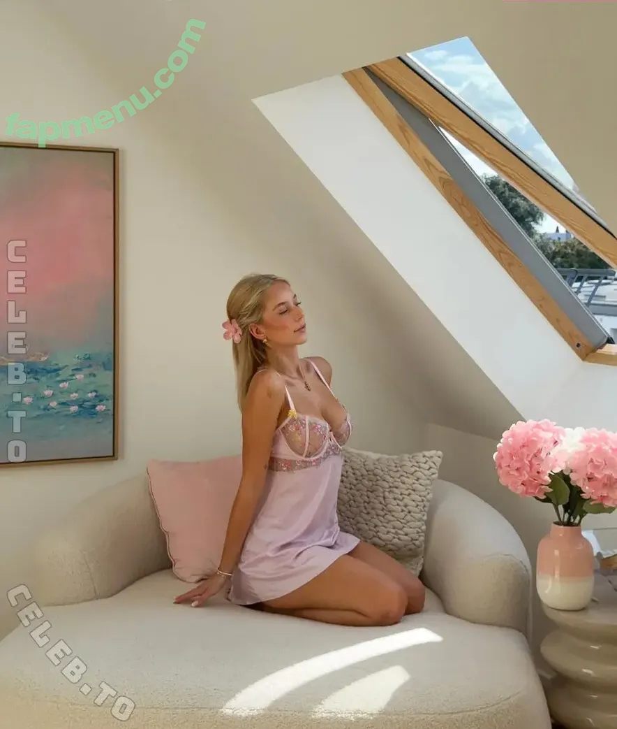 Laraa.gro nude photo #0023 (Laraa.gro)