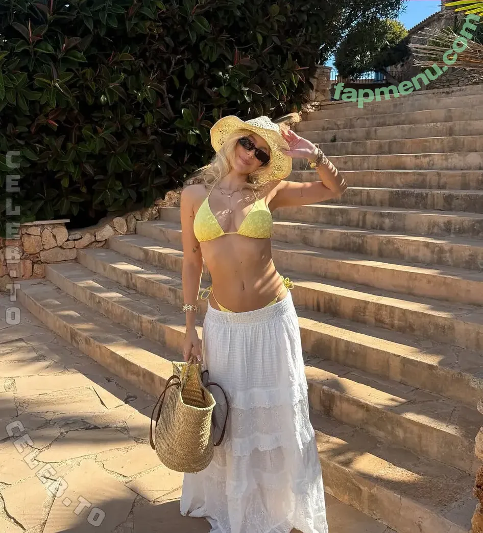 Laraa.gro nude photo #0030 (Laraa.gro)