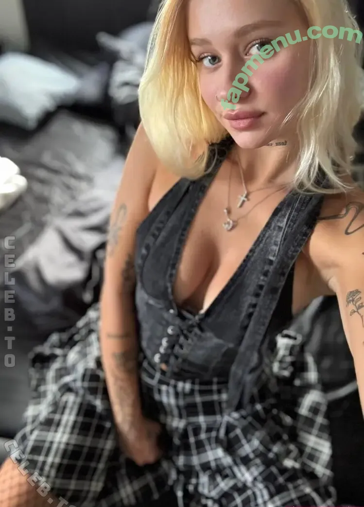 Laracassie nude photo #0072 (Anastasia-Haze / anastasiahaze / cassie.core / cassiiecoree)