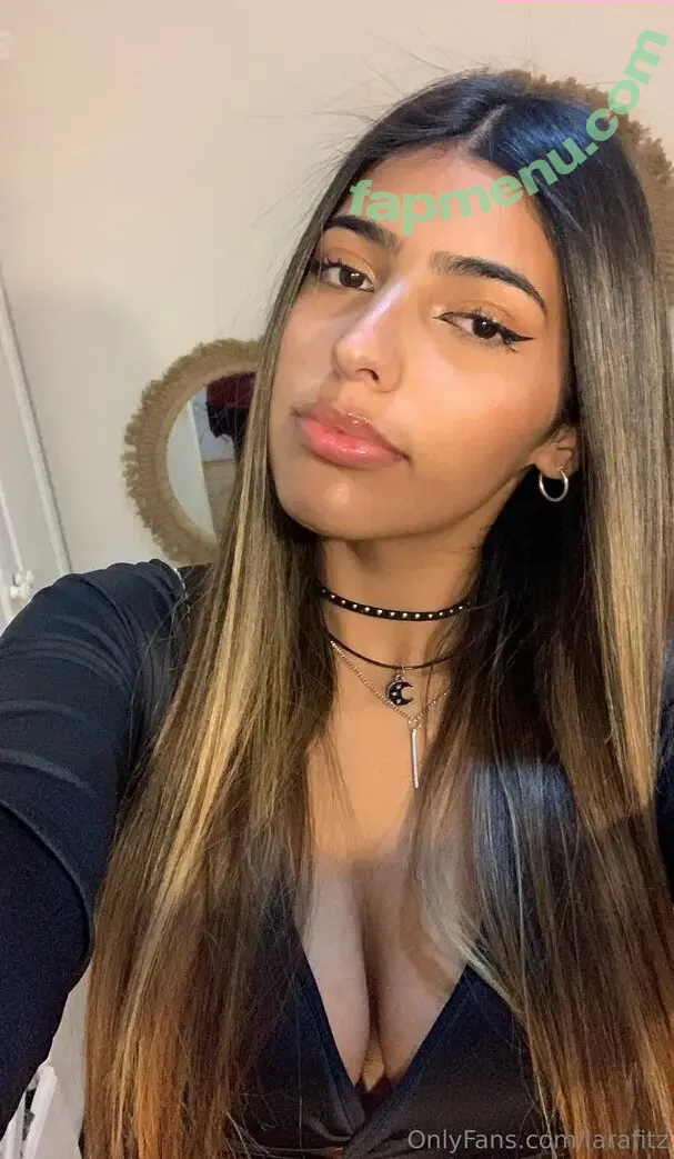 larafitz nude photo #0004 (larafitzz)