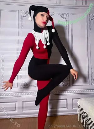 LaraJuicy / JuicyLara / thelarajuicy nude photo #0294