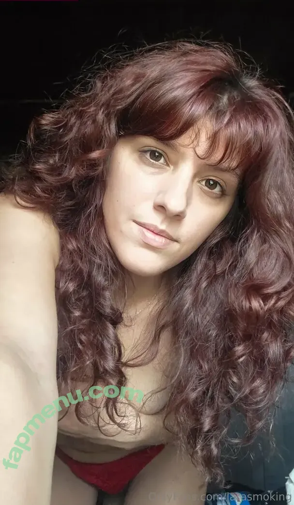 larasmoking nude photo #0008 (larasmoking)