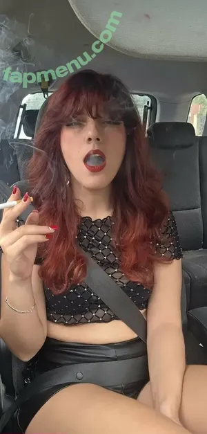 larasmokingboudoir / larasmoking nude photo #0008