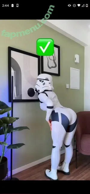  nude photo #0005
