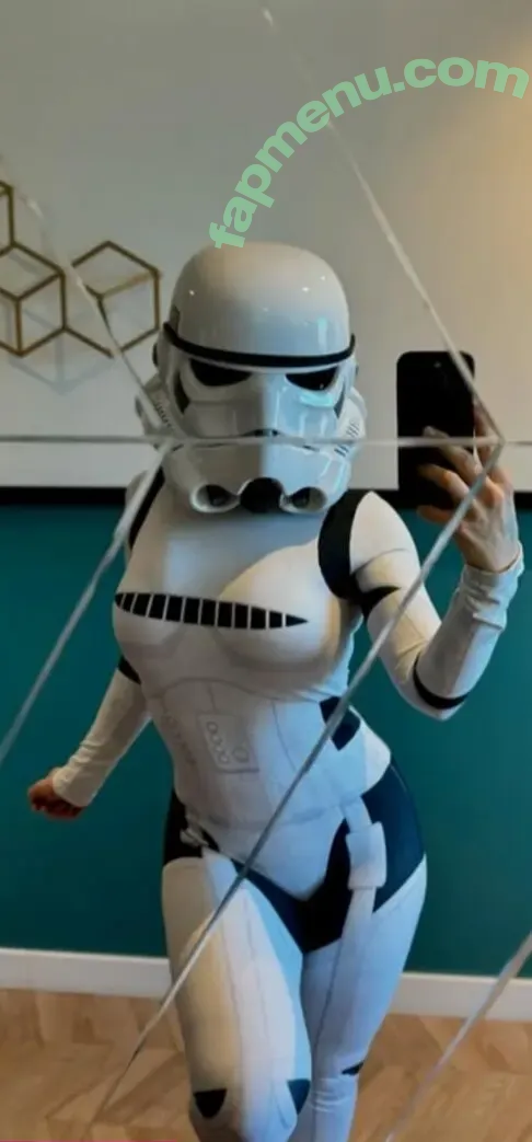 Larastormtrooper nude photo #0001 (Larastormtrooper)