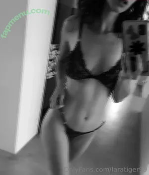  nude photo #0002
