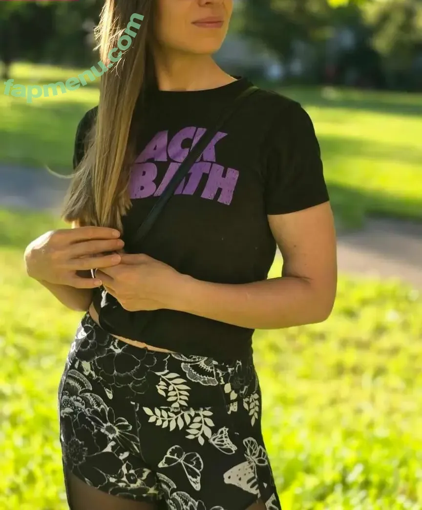 larawintersxxx nude photo #0053 (LaraWintersSC / larawintersxx)