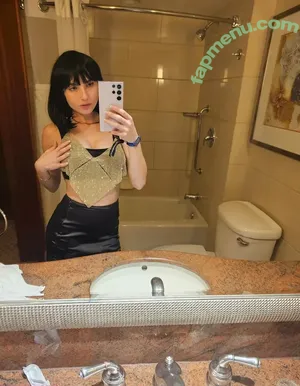 lareinatay / lareina.tay nude photo #0042