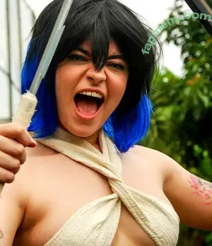 Lari Anjos / DonaLarocas / Larissa Anjos Cosplayer / lari.anjos nude photo #0042