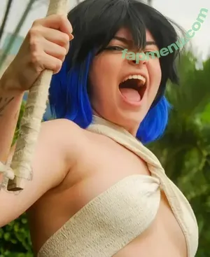 Lari Anjos / DonaLarocas / Larissa Anjos Cosplayer / lari.anjos nude photo #0045