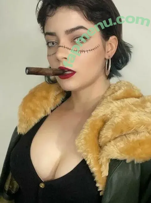 Lari Anjos nude photo #0040 (DonaLarocas / Larissa Anjos Cosplayer / lari.anjos)
