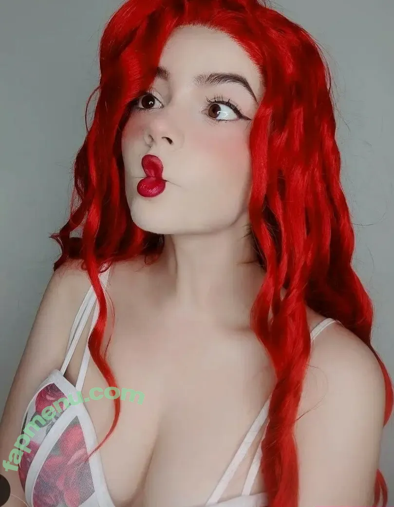 Lari Anjos nude photo #0059 (DonaLarocas / Larissa Anjos Cosplayer / lari.anjos)