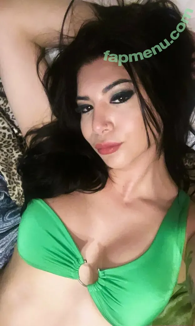 laricalarisa nude photo #0003 (laricalarisa)