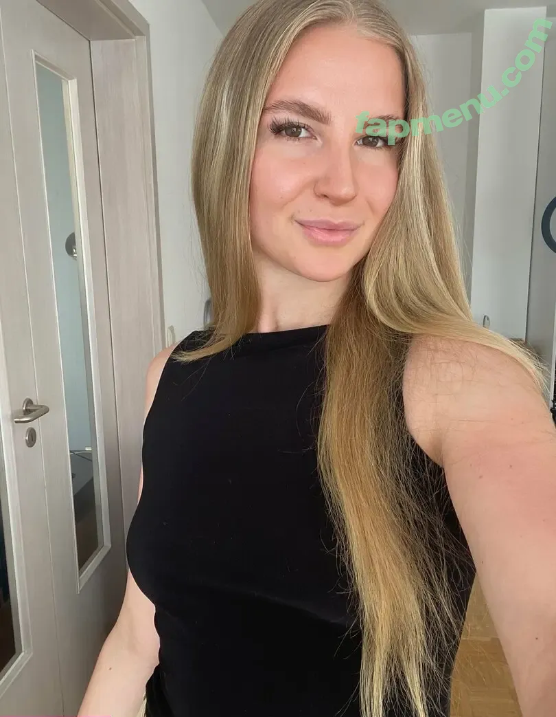 larissa.becker nude photo #0003 (munichlgirl)