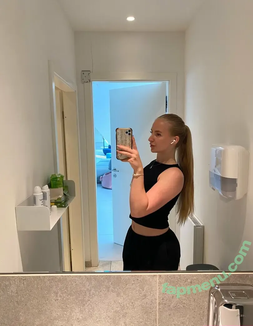 larissa.becker nude photo #0018 (munichlgirl)