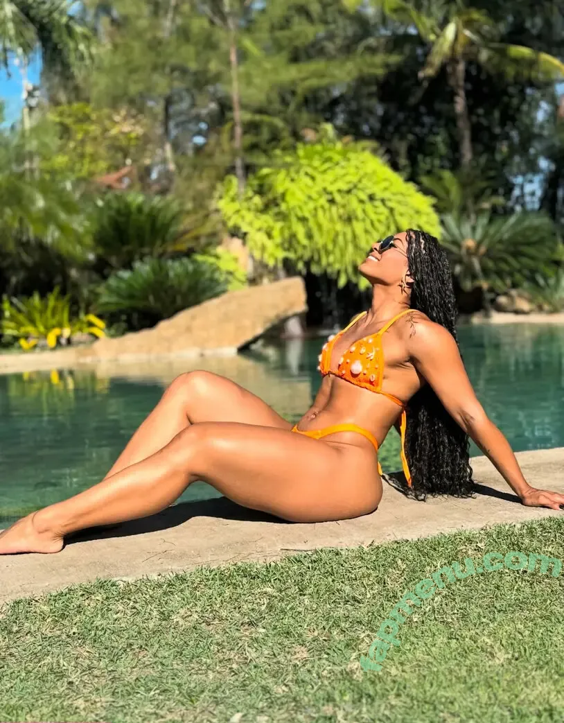 Larissa Felix nude photo #0044 (_Larisfelix09)