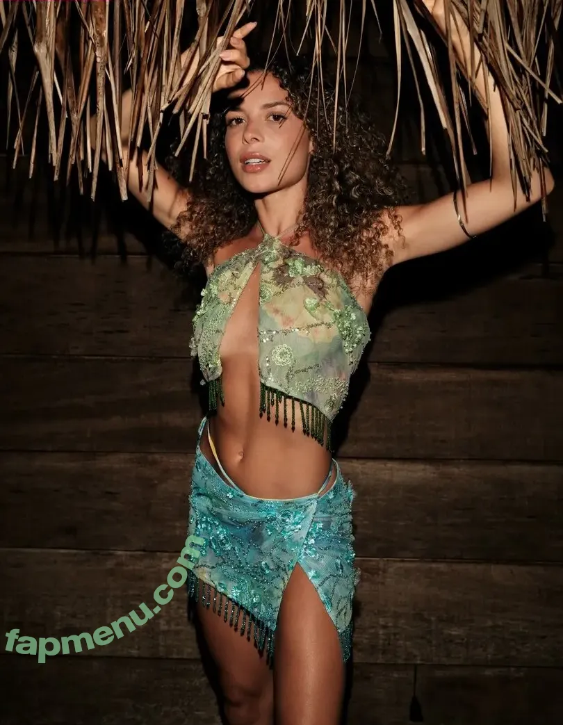 Larissa Gloor nude photo #0021 (LarissaGloor)