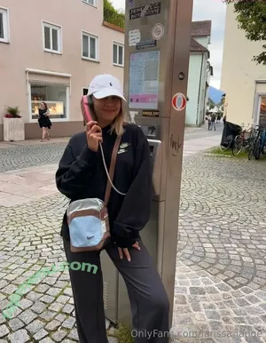 Larissa Lange / langeelarissa / larissa-lange nude photo #0007
