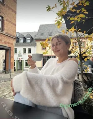 Larissa Lange / langeelarissa / larissa-lange nude photo #0038