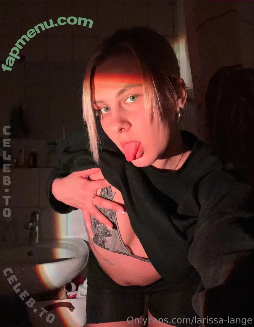 Larissa Lange nude photo #0015 (langeelarissa / larissa-lange)