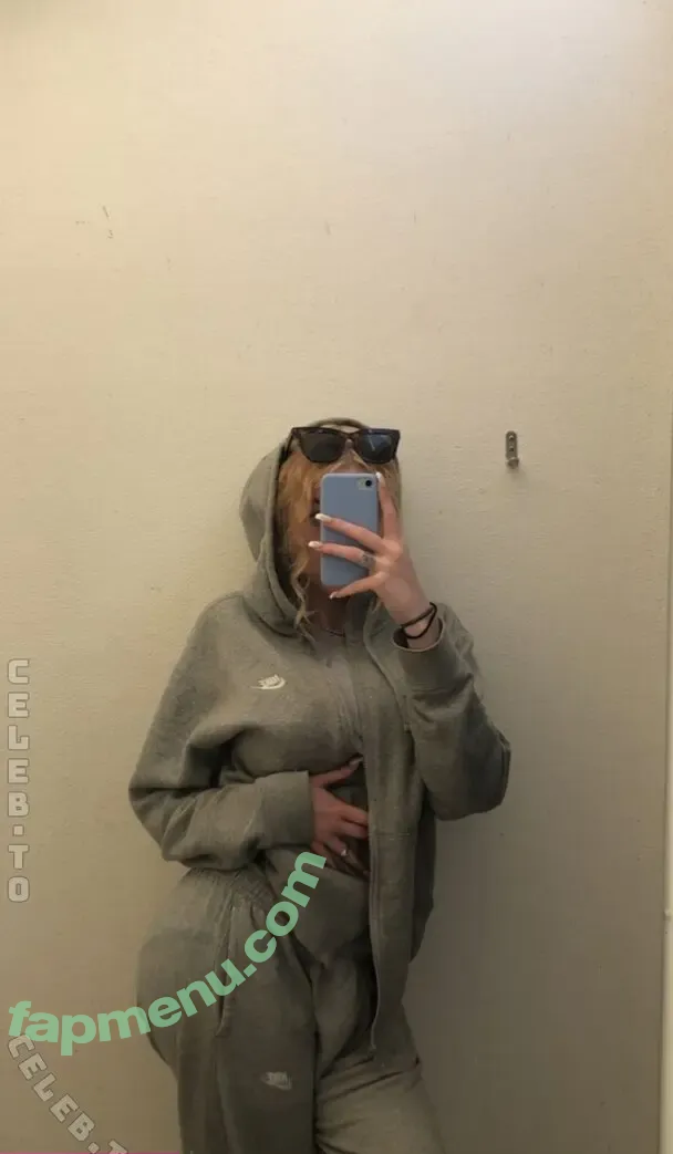 Larissa.lhaa nude photo #0072 (Larissalhaa / larissa.lahe)