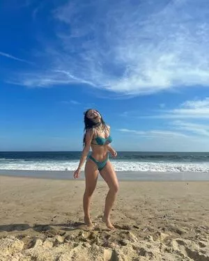 Larissa Manoela / larissamanoela nude photo #0519