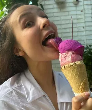 Larissa Manoela / larissamanoela nude photo #0536