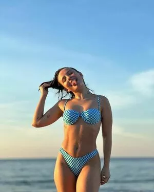 Larissa Manoela / larissamanoela nude photo #0603