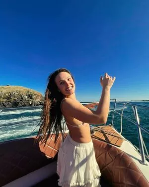 Larissa Manoela / larissamanoela nude photo #0657