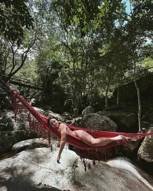 Larissa Manoela / larissamanoela nude photo #0875