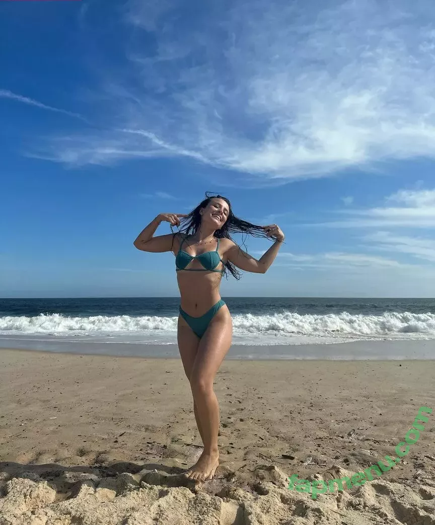 Larissa Manoela nude photo #0511 (larissamanoela)