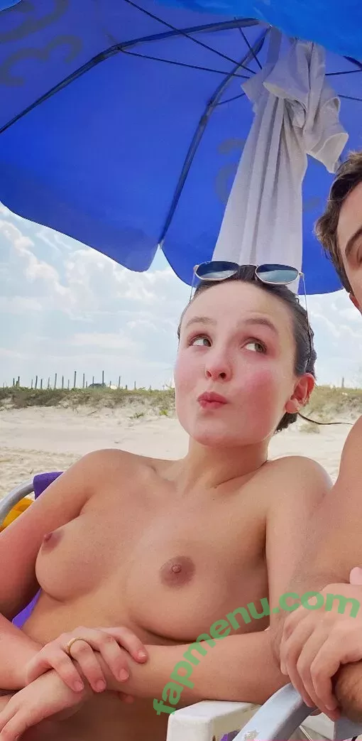 Larissa Manoela nude photo #0694 (larissamanoela)