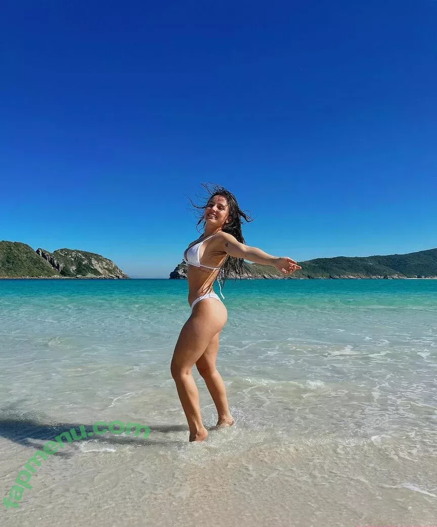 Larissa Manoela nude photo #0852 (larissamanoela)